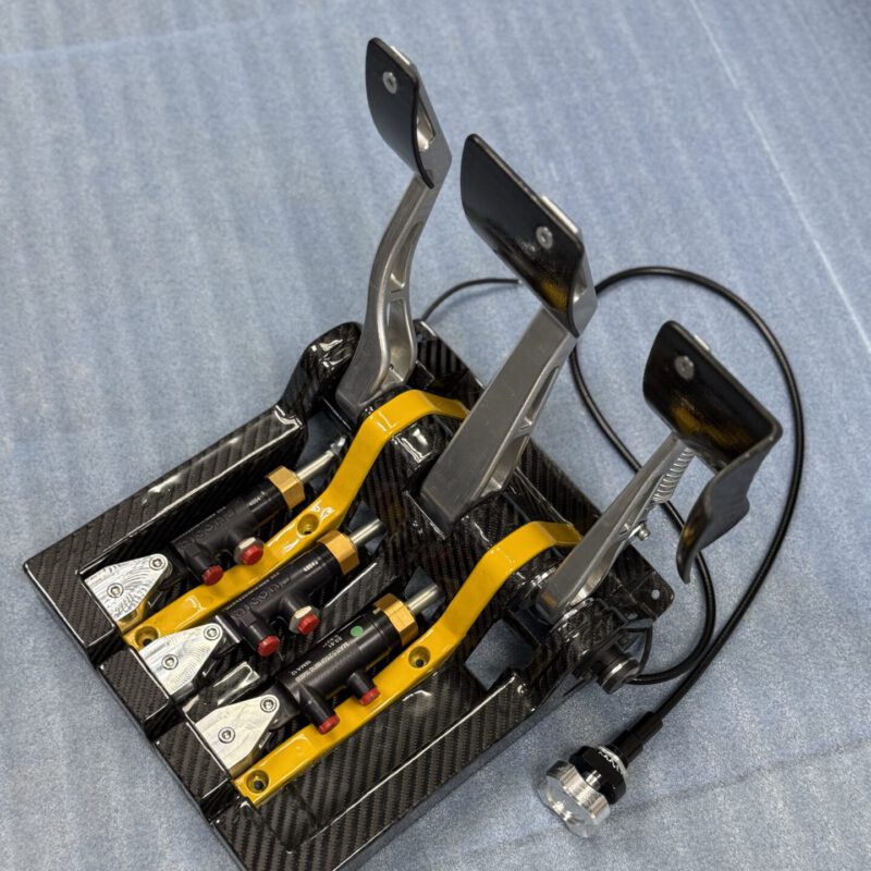 CARBON FLOOR PEDAL ASSEMBLY