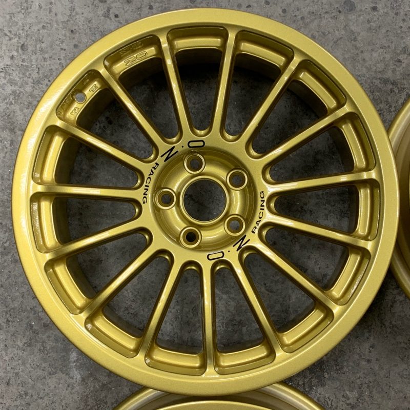 OZ Racing Superturismo Evolution 5x100 17x7J ET48